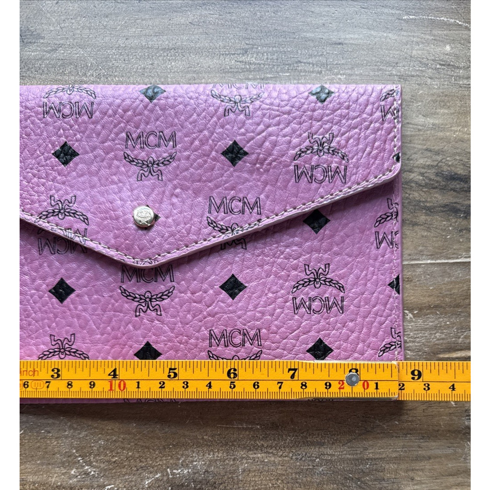MCM Pink Logo Envelope Clutch - Picture 4 of 5